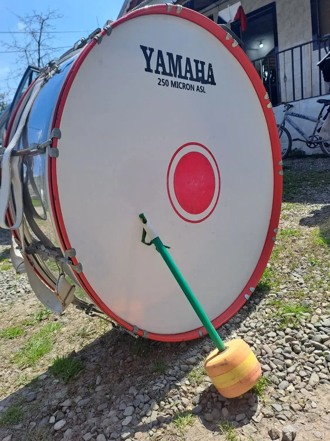 طبل ۱۲۰|درام و پرکاشن|رشت, حومه رشت|دیوار