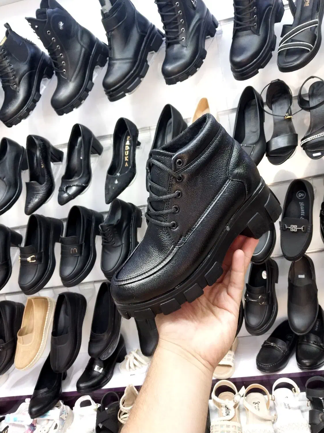 کفش نیم ساق جدید ازسایز ۳۷تا۴۰همه سایزموجود|کیف، کفش، کمربند|نیشابور, امام خمینی|دیوار