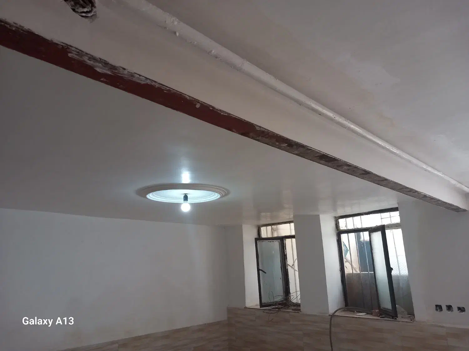 لکه گیری گچ وگچکاری پذیرفته می شود|خدمات پیشه و مهارت|بیرجند, |دیوار