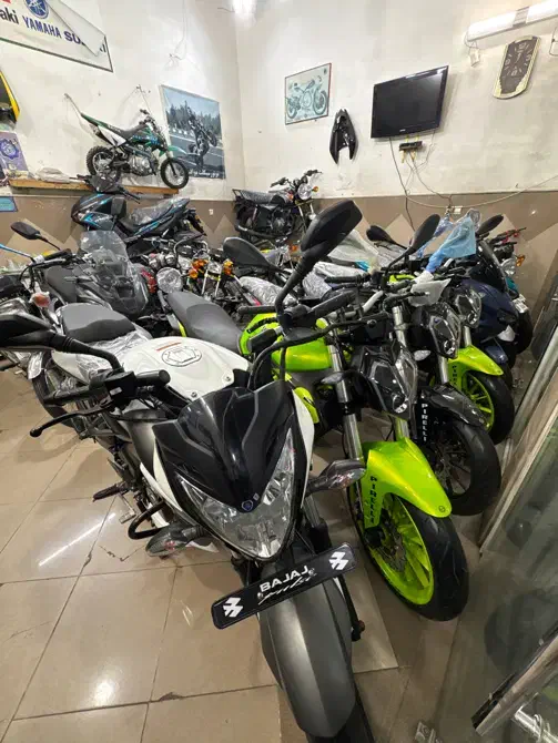 موتور بنلی جفت سیلندر ( نقد اقساط )|موتورسیکلت|قم, امامزاده ابراهیم|دیوار