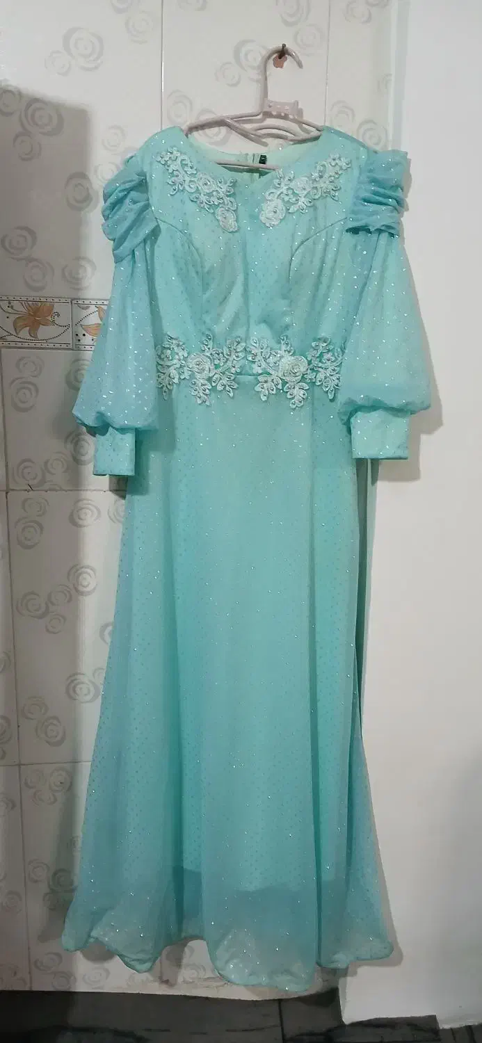 لباس مجلسی|لباس|گرگان, |دیوار