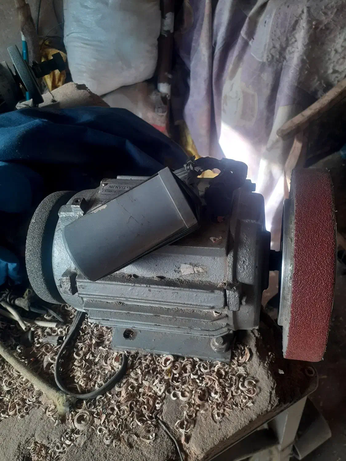 سنگ تیزکاری|ابزارآلات|ملایر, |دیوار