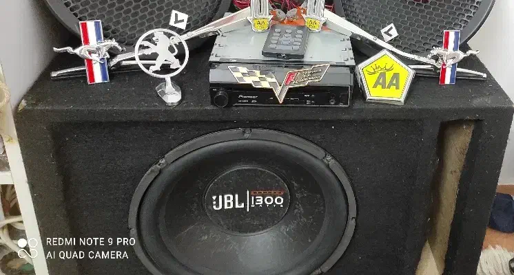 ساب باکس جی بی ال ۱۳۰۰ معاوضه|سیستم صوتی خانگی|زاهدان, |دیوار