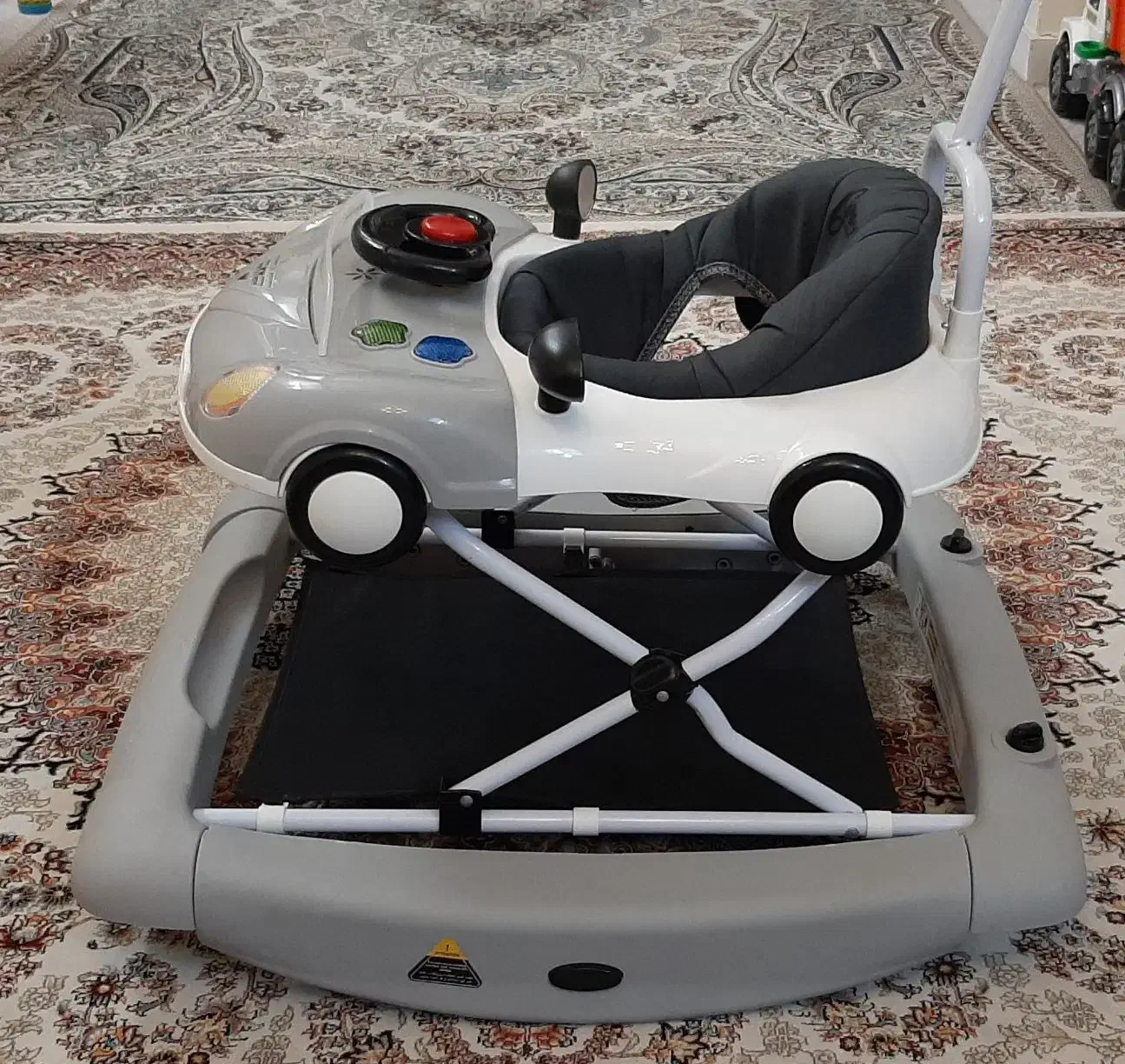 روروئک دلیجان|اسباب و اثاث بچه|ری, صفاییه (چشمه علی)|دیوار