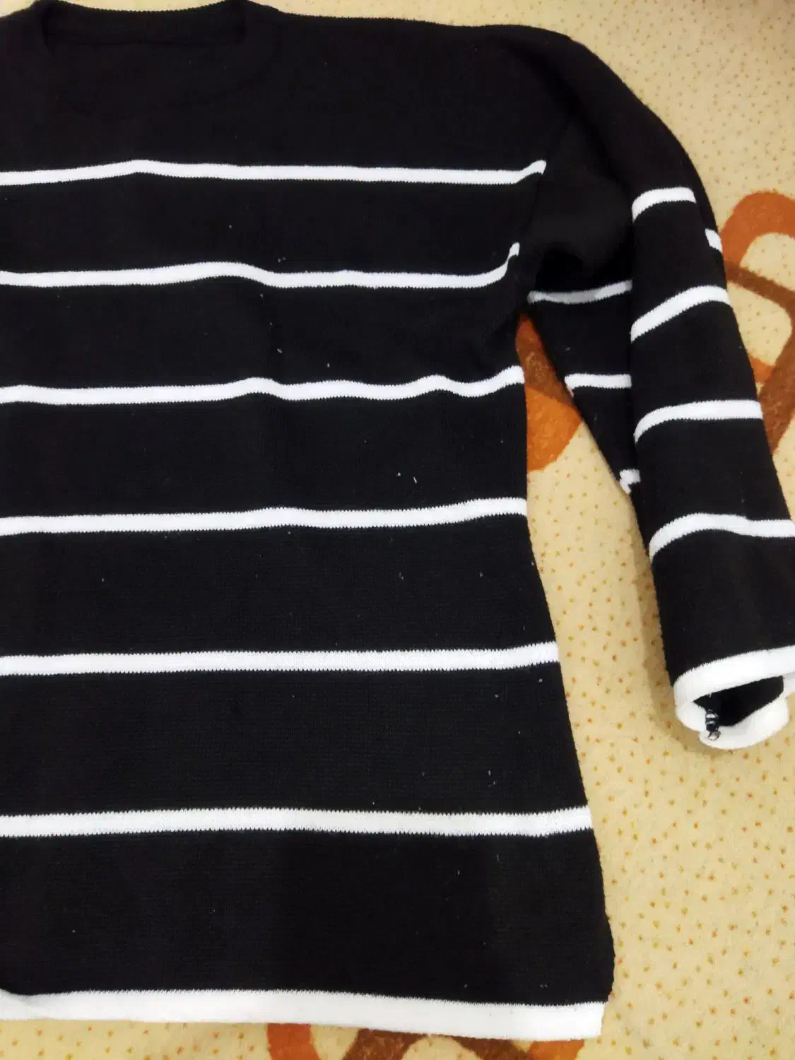 لباس لش|لباس|نورآباد, |دیوار