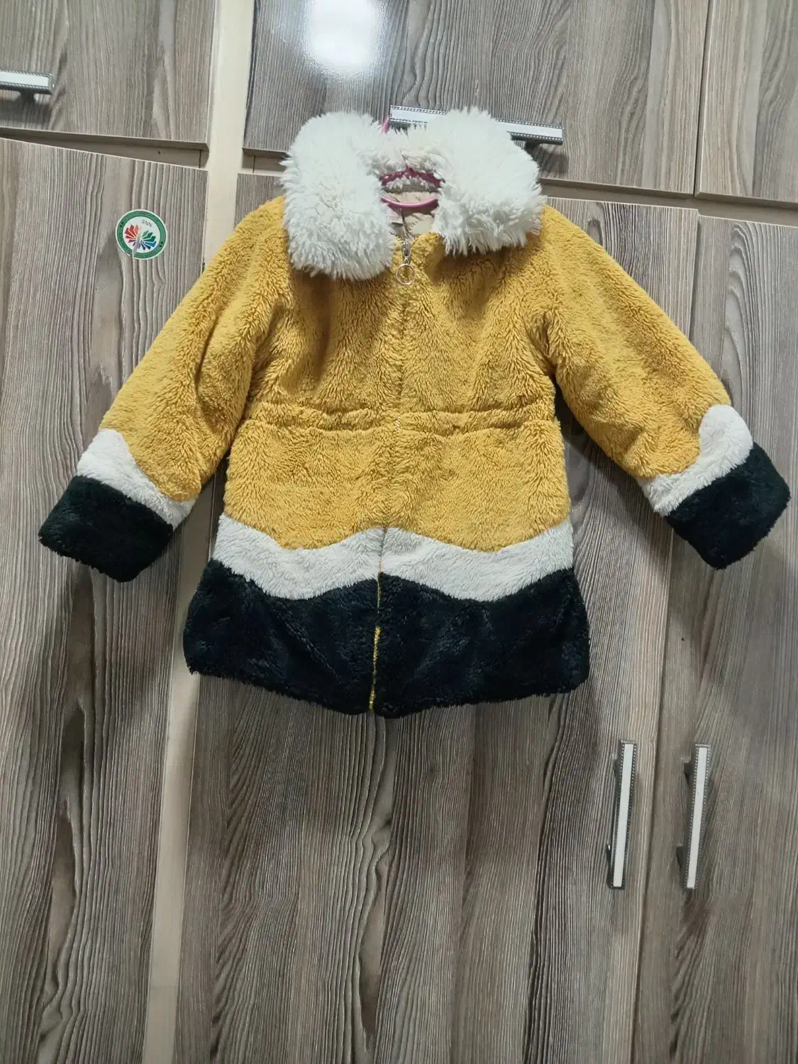 پالتو دخترانه درحد نو|لباس|مشهد, شهید قربانی|دیوار