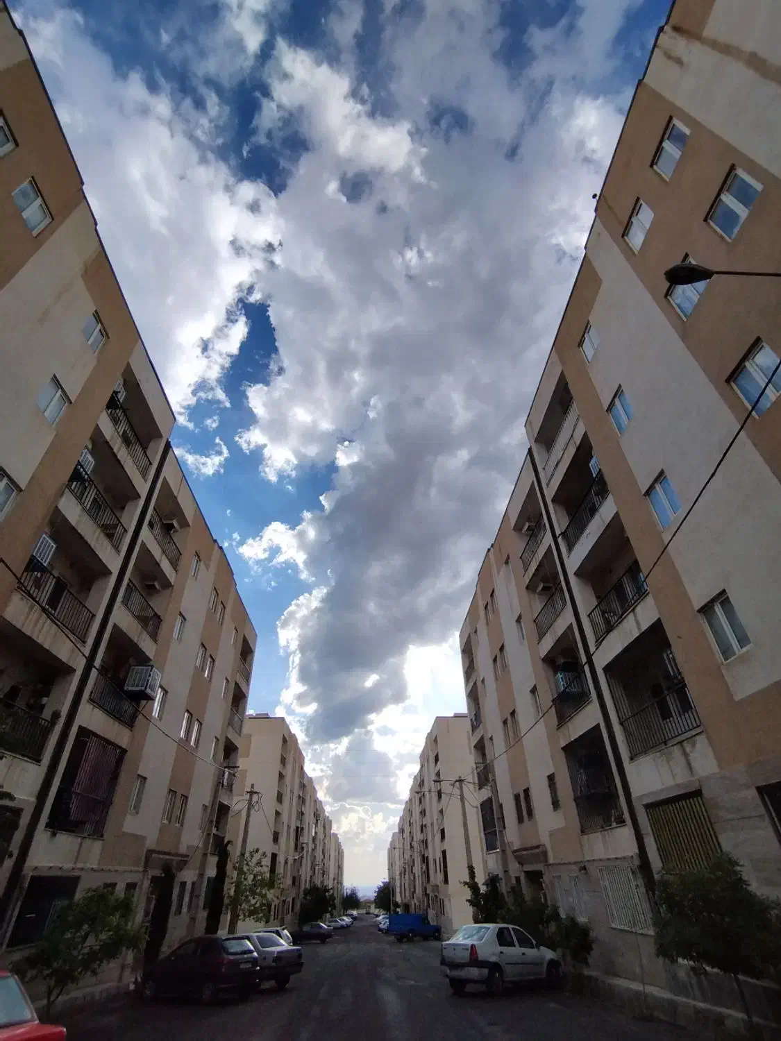 خوش نقشه و خوش قیمت*وام تسویه*لوکیشن بی نظیر|فروش آپارتمان|هشتگرد, شهرک گلخانه|دیوار