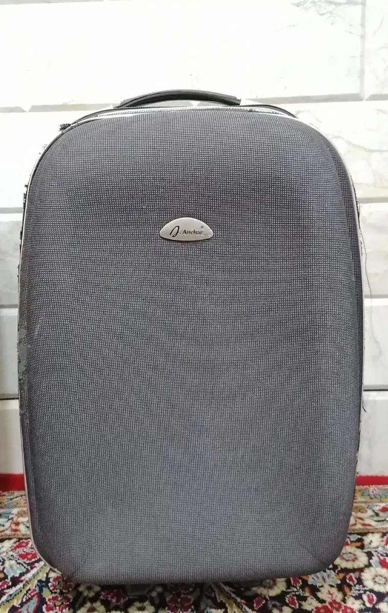 چمدان چرخ دار|کیف، کفش، کمربند|نجف‌آباد, امام خمینی|دیوار