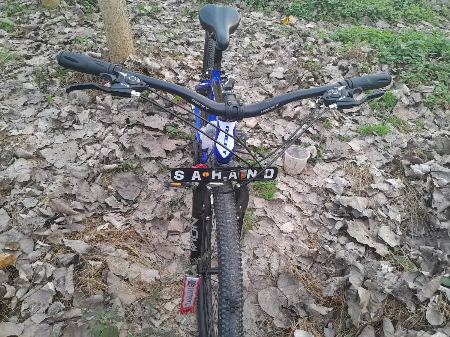 دوچرخه سالم در حد نو|دوچرخه، اسکیت، اسکوتر|سنگر, |دیوار