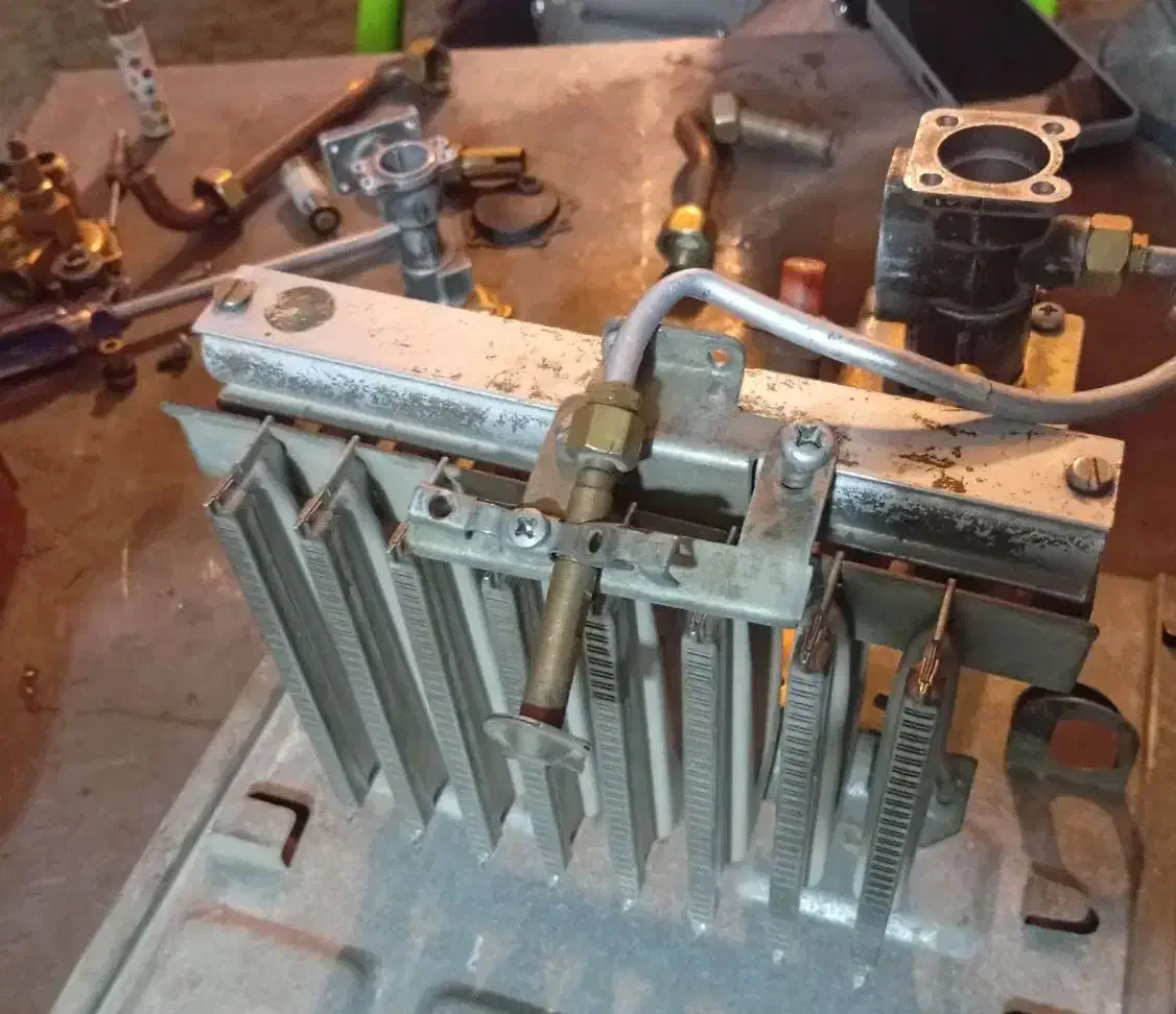 کولر گازی و پکیج و آبگرمکن|آبگرمکن، پکیج، شوفاژ|اسلام‌شهر, شهرک واوان|دیوار