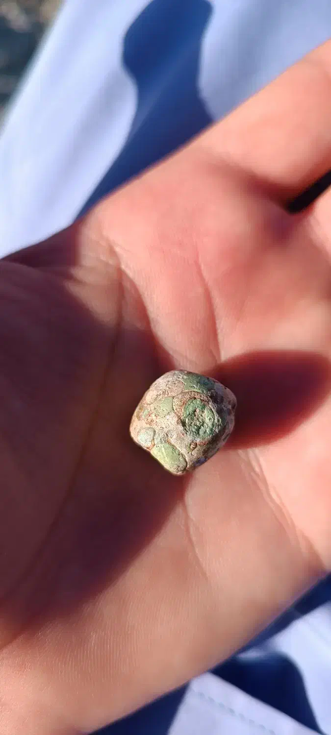 مهره قدیمی|جواهرات|ایرانشهر, |دیوار