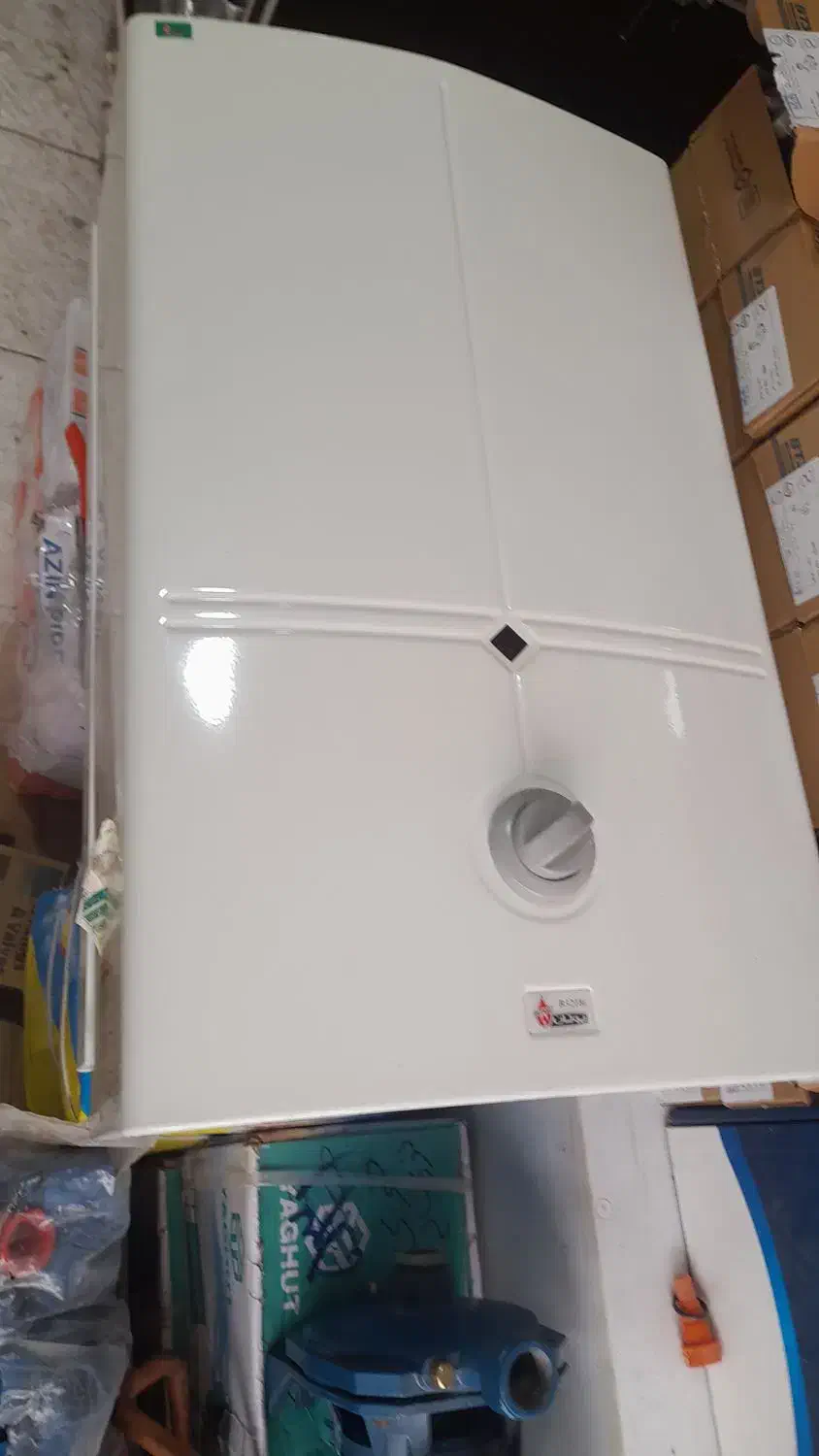 ابگرم کن ۳۲۱۸|آبگرمکن، پکیج، شوفاژ|خوی, |دیوار