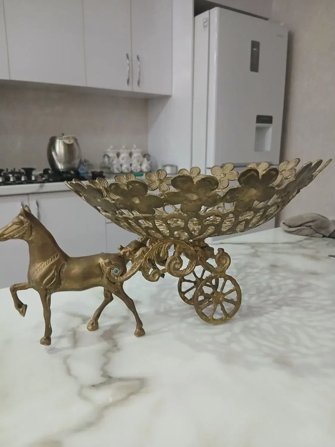 وسایل برنزی|ظروف سرو و پذیرایی|بهارستان, |دیوار