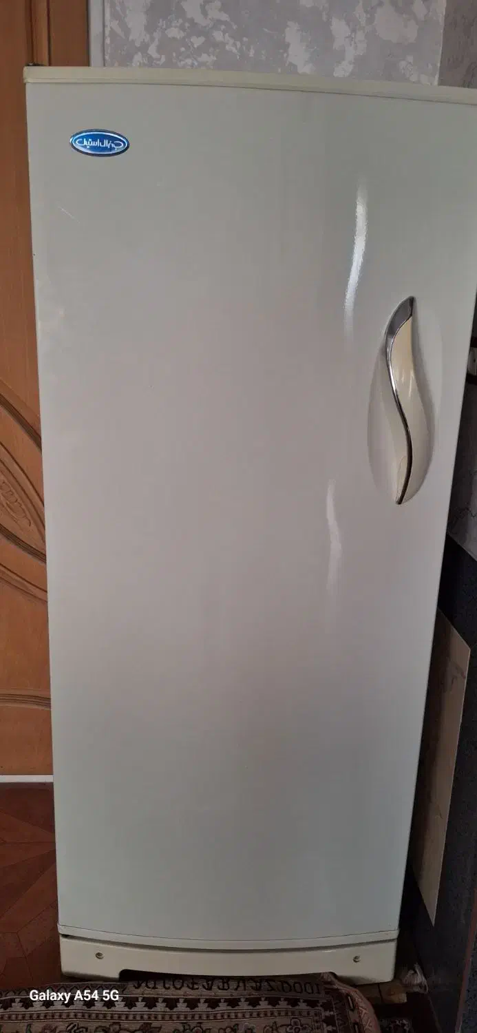 فروش فریزر|یخچال و فریزر|بروجرد, |دیوار