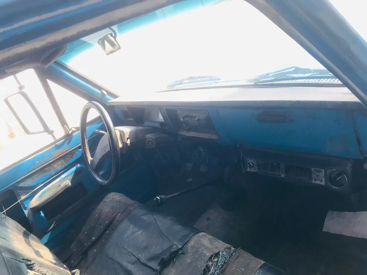 نیسان۸۱کولر دار|خودرو سواری و وانت|بندر گناوه, |دیوار