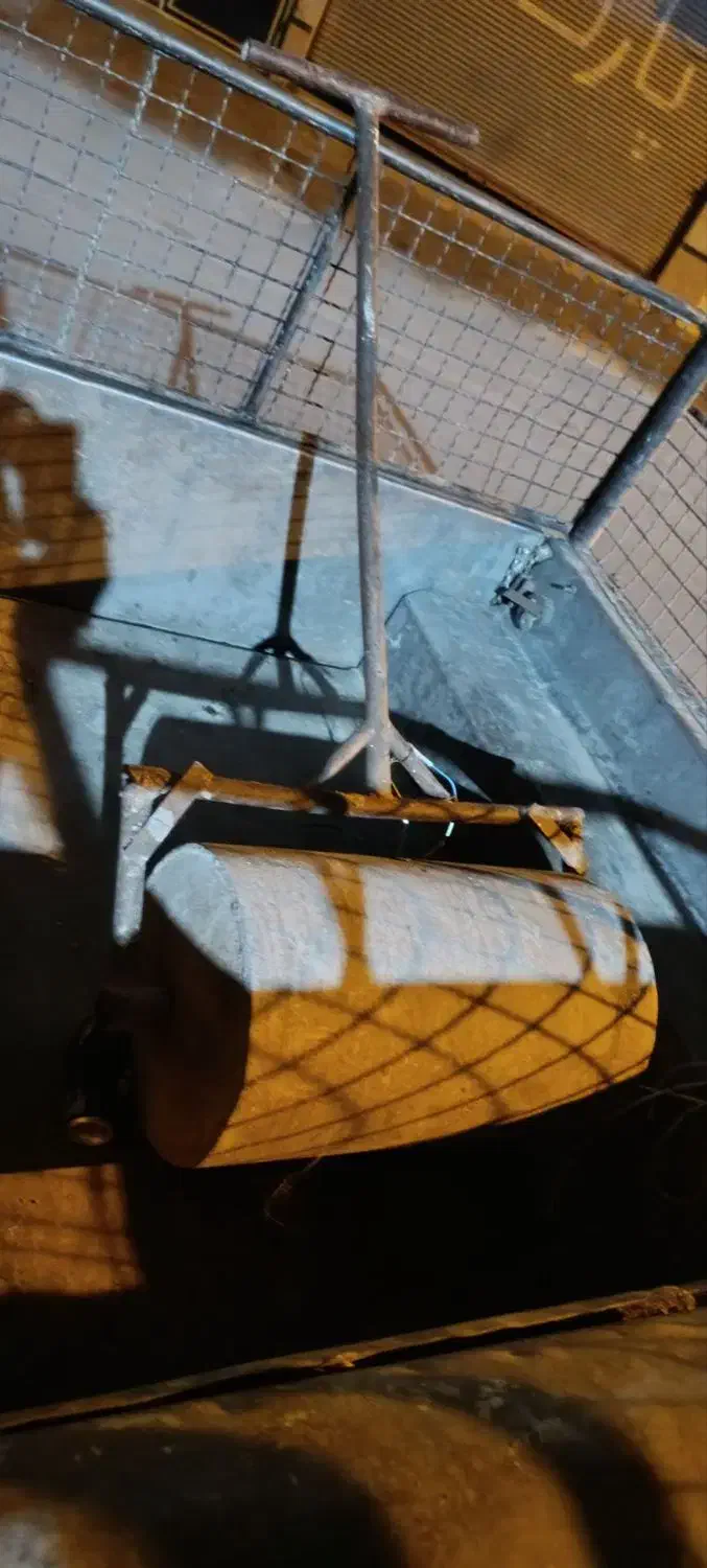 غلطک دستی|ابزارآلات|اقبالیه, |دیوار