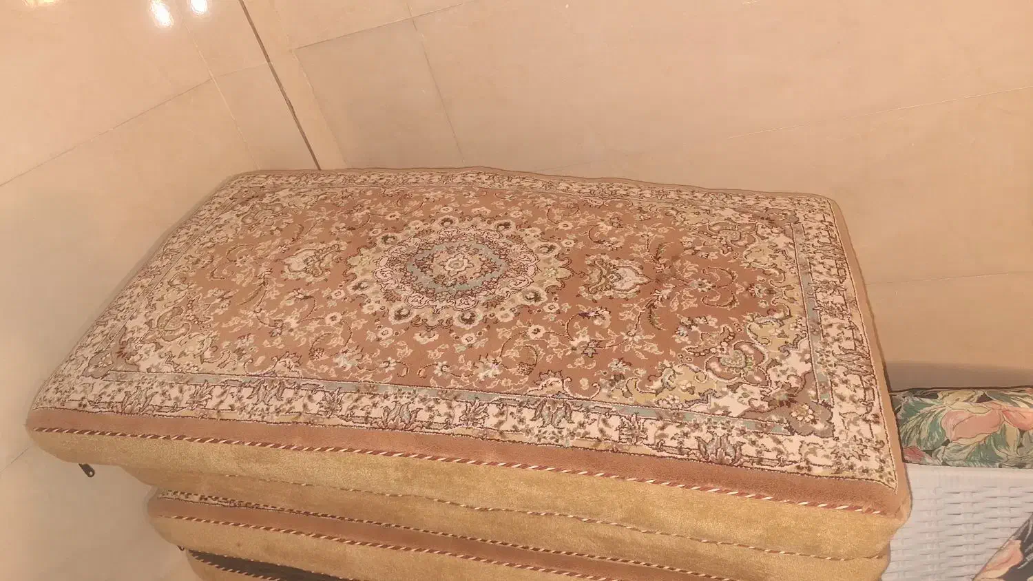 پشتی سنتی|پشتی|ارومیه, |دیوار