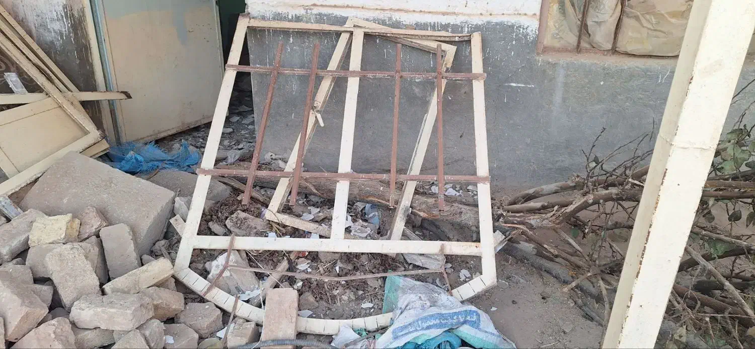 در و پنجره|مصالح و تجهیزات ساختمان|اسفرورین, |دیوار