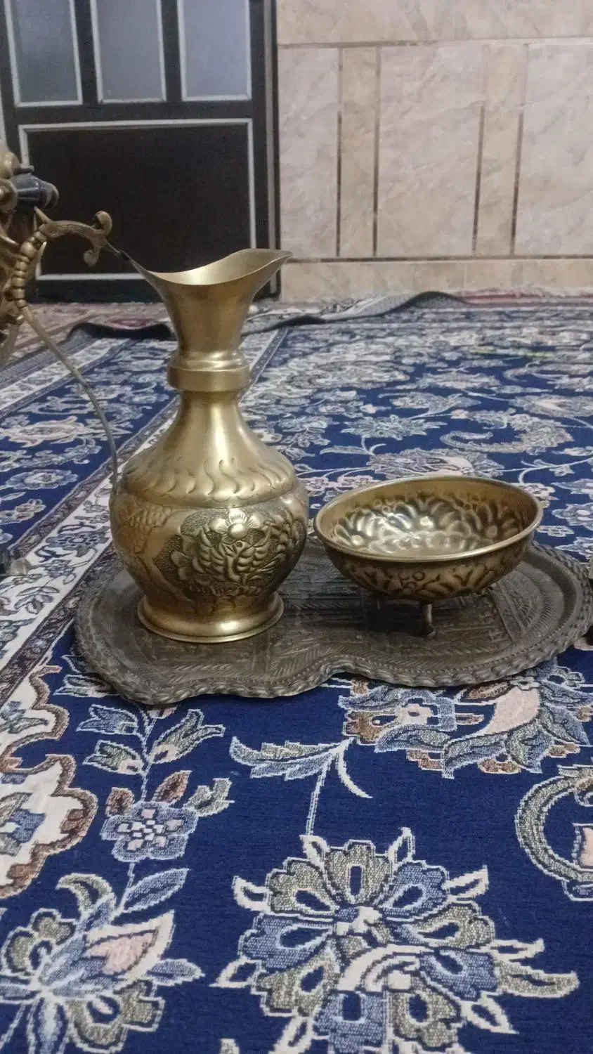 سرویس کامل منقل و سماور برنجی|کلکسیون اشیاء عتیقه|شوشتر, |دیوار