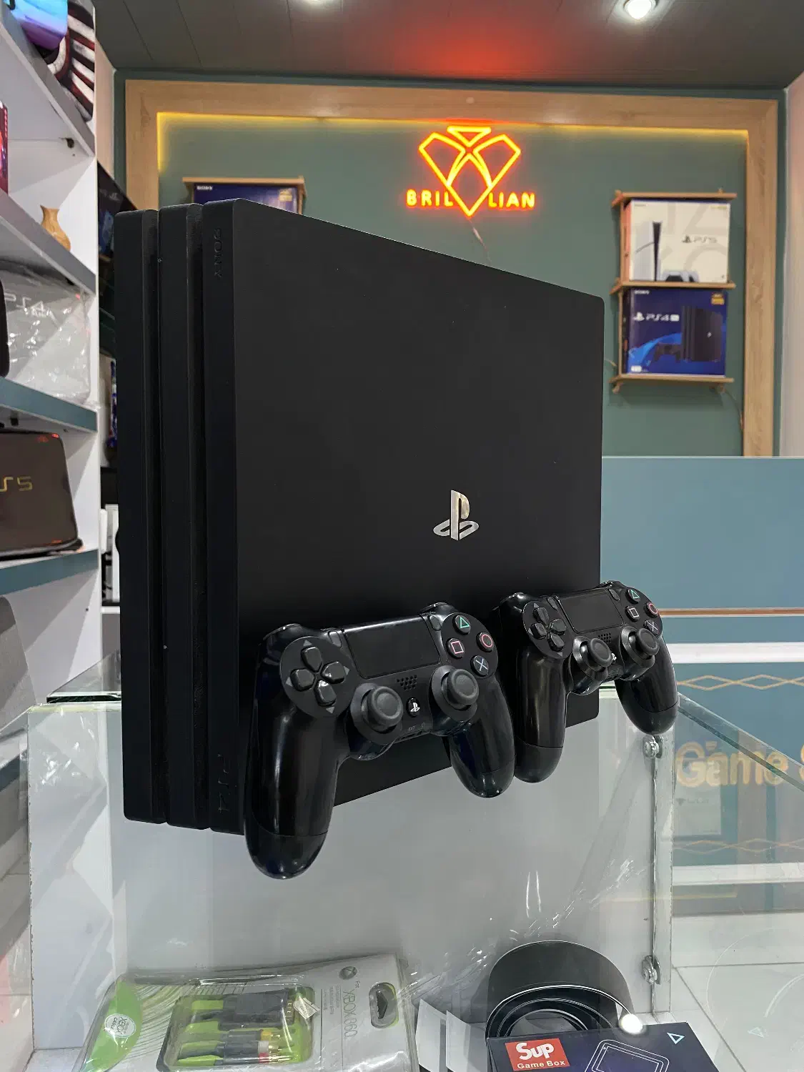 Ps4 pro (فول بازی)|کنسول، بازی ویدئویی و آنلاین|بیرجند, |دیوار