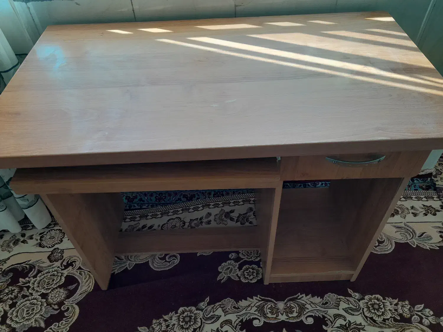 میزکامپیوتر|میز تحریر و کامپیوتر|زیرکوه, |دیوار