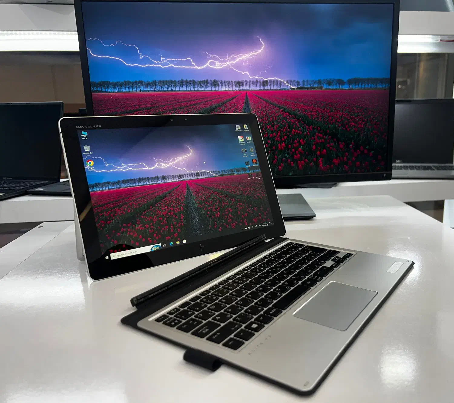 لپتاپ لمسی hp/ تبلت شو/ صفحه 2K بسیار با کیفیت|رایانه همراه|مشهد, احمدآباد|دیوار