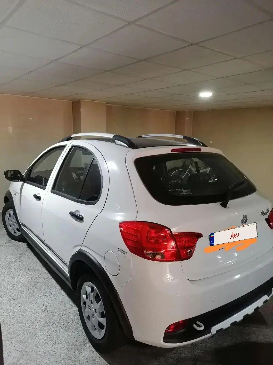 کوئیک ار سفید مشکی|خودرو سواری و وانت|فردیس, فردیس|دیوار