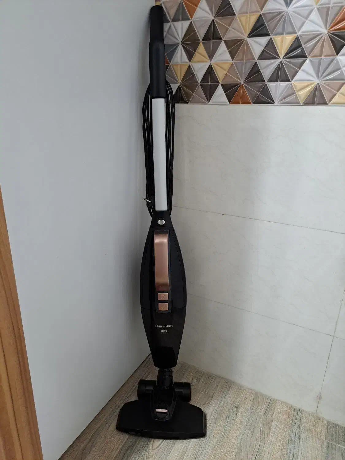 جاروبرقی دستی ساخت ترکیه ۸۰۰وات پرقدرت|جاروبرقی، جارو شارژی، بخارشو|رشت, جهاد|دیوار