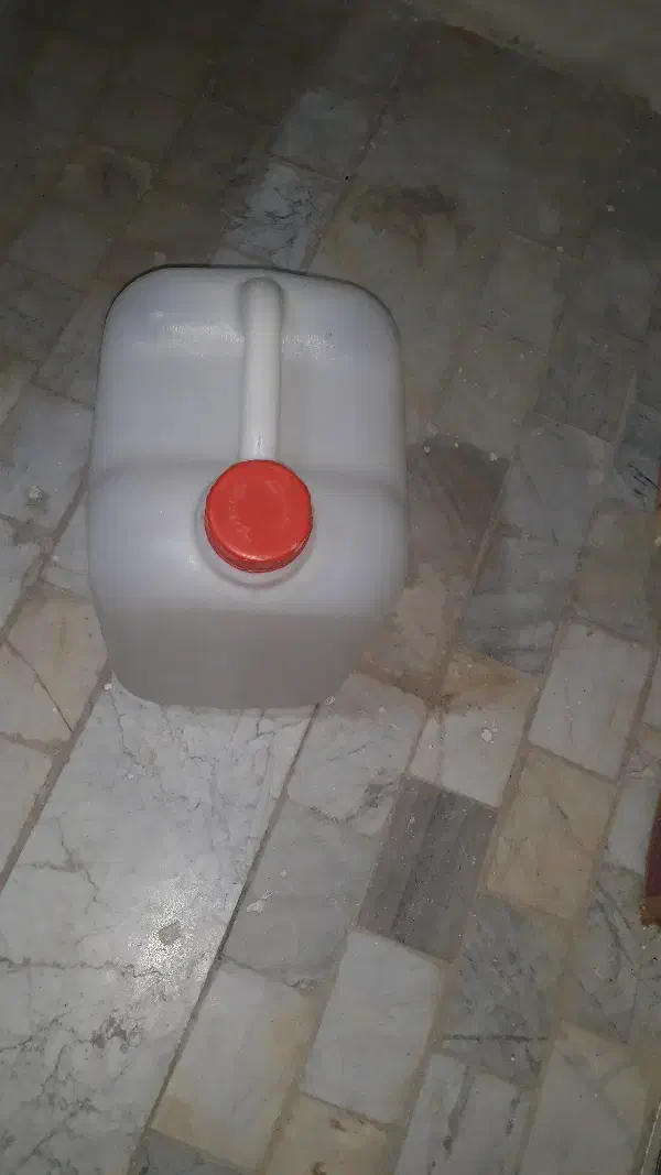 دبه آب شیرین.۲۰ لیتر|ظروف نگهدارنده، پلاستیکی، یکبارمصرف|قم, شاه سید علی|دیوار