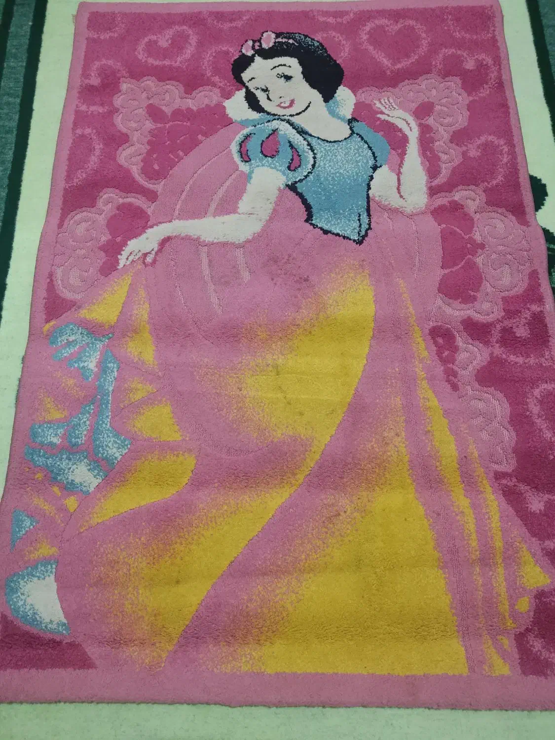 گلیم فرش اتاق بچه سالم و بدون پارگی|گلیم، جاجیم، گبه|فومن, |دیوار