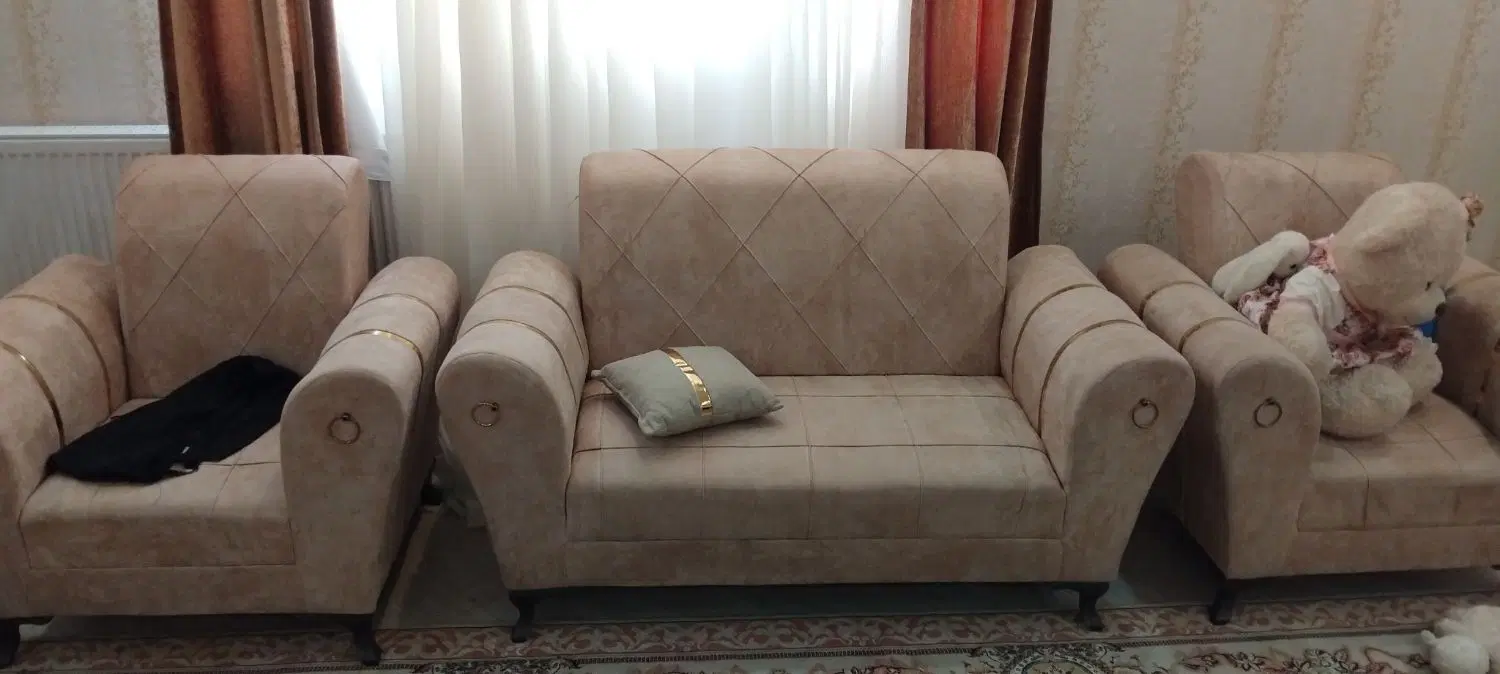 مبل|مبلمان خانگی و میز عسلی|گلبهار, شهر جدید گلبهار|دیوار