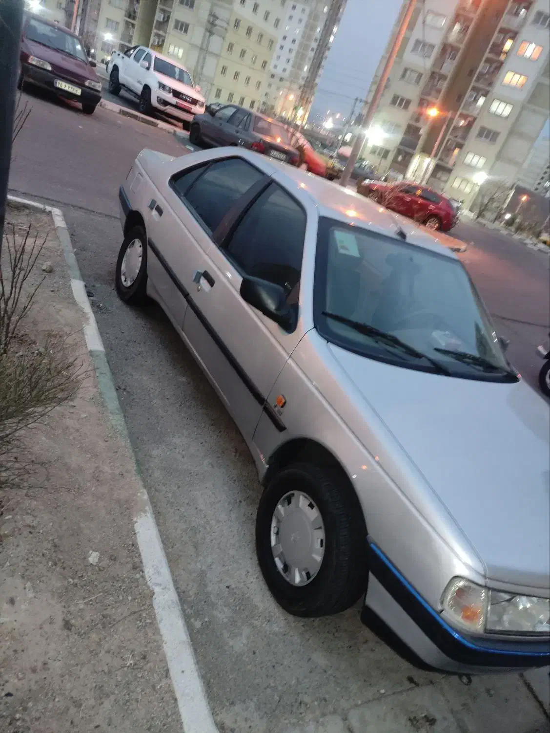 پژو 405 مدل 90|خودرو سواری و وانت|پرند, فاز ۶|دیوار