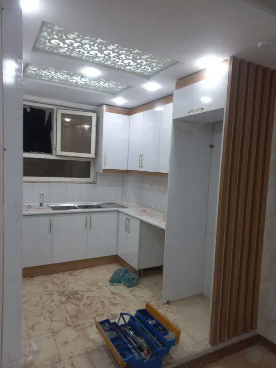 کابینت هایگلاس ارتفاع بلند امیرعلی|مصالح و تجهیزات ساختمان|سمنان, |دیوار