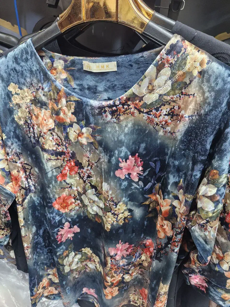 انواع لباس زنانه شال وروسری زیرقیمت بازار|لباس|بروجرد, |دیوار