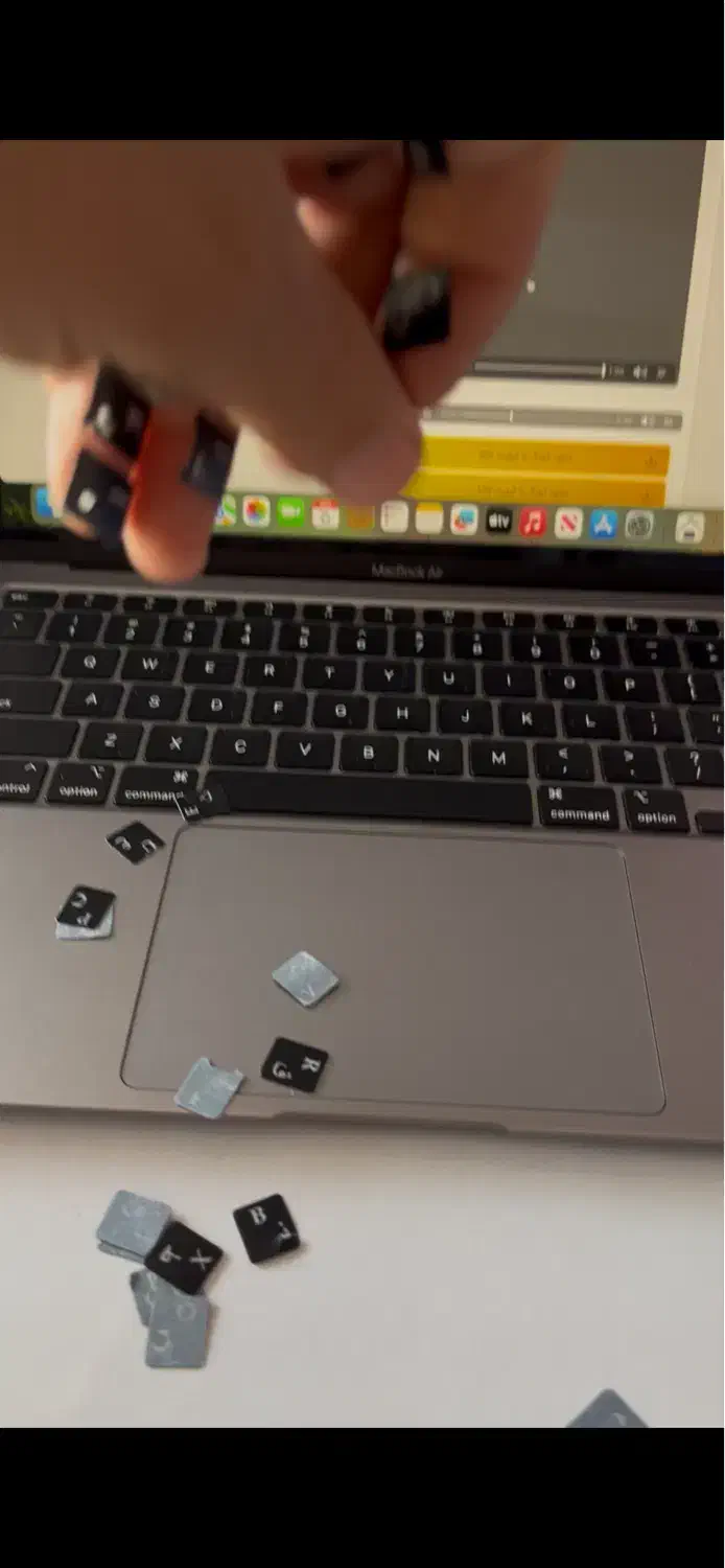 برچسب فابریک کیبرد انواع لپ تاپ و کامپیوتر|قطعات و لوازم جانبی رایانه|یزد, |دیوار