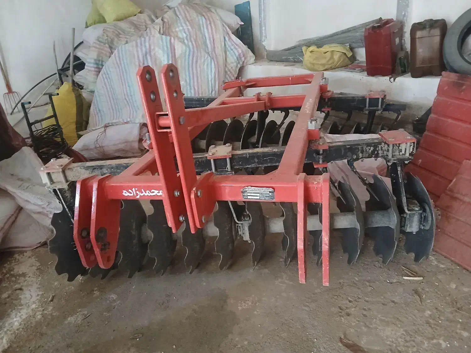 بذر پاش و دیکس|ماشین‌آلات صنعتی|سنقر, |دیوار