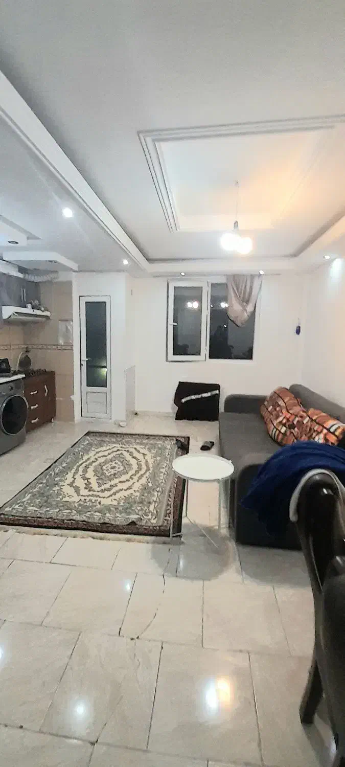 ۴۸متر یک خوابه،طبقه دوم ،آماده تخلیه،لعل آخر