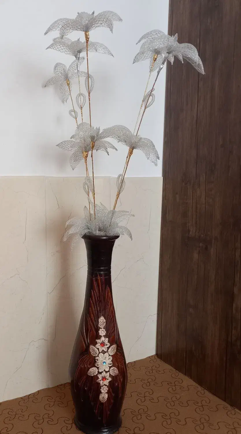 گل تزئینی|گل مصنوعی|شیروان (خراسان), |دیوار