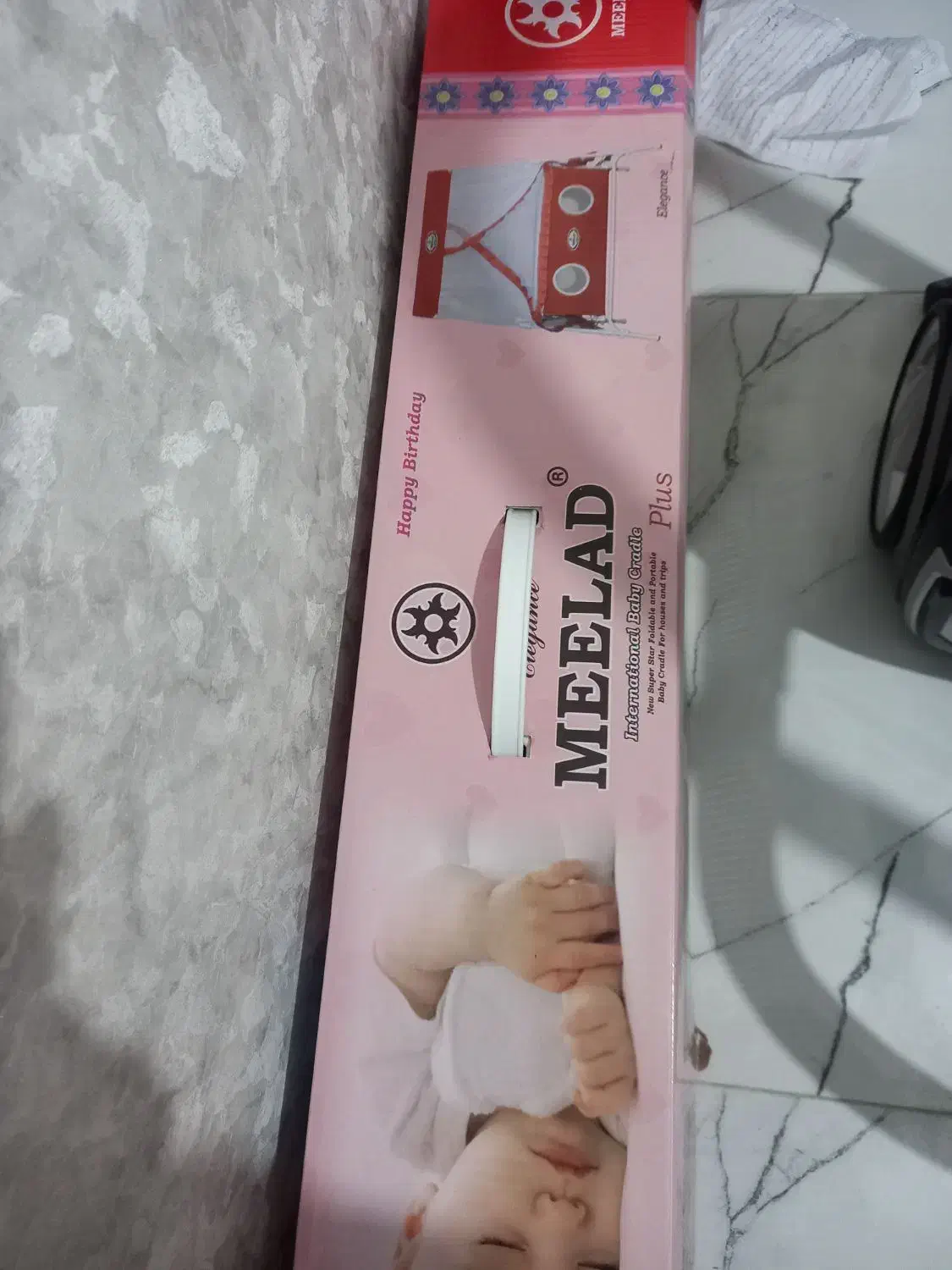 گهواره مارک میلاد داخل کارتن اصلا باز نشده|اسباب و اثاث بچه|الیگودرز, |دیوار