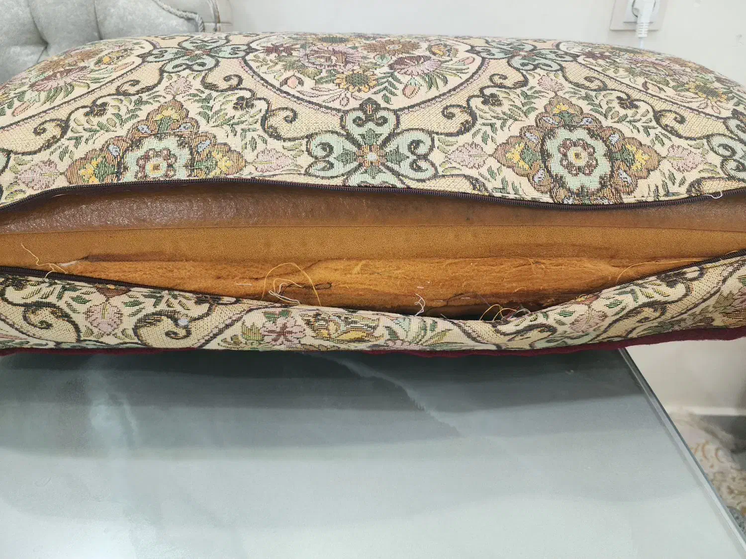 پشتی سنتی با رویه فرش ماشینی|پشتی|اهواز, کمپلو شمالی|دیوار