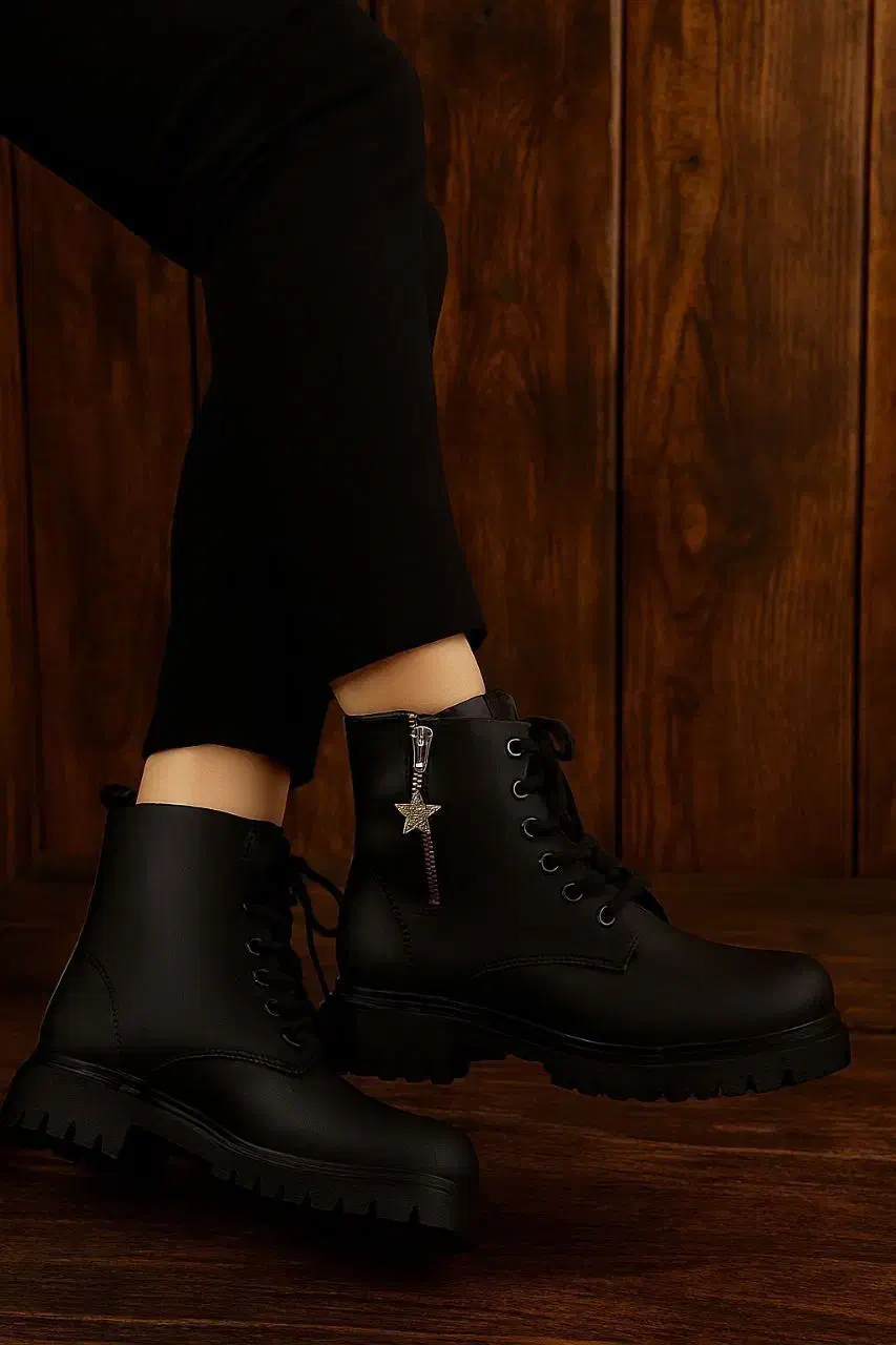 نیم بوت|کیف، کفش، کمربند|هرسین, |دیوار