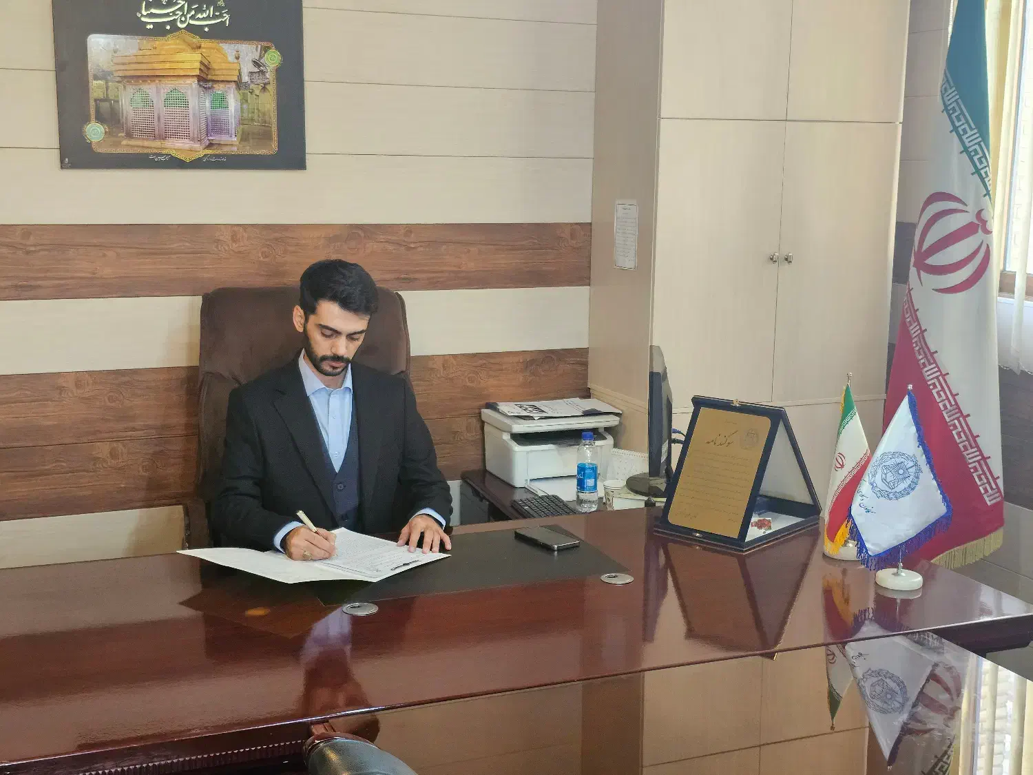 وکیل تخصصی پرونده های کیفری/کلاهبرداری/ سرقت|خدمات مالی، حسابداری، بیمه|تهران, ایرانشهر|دیوار