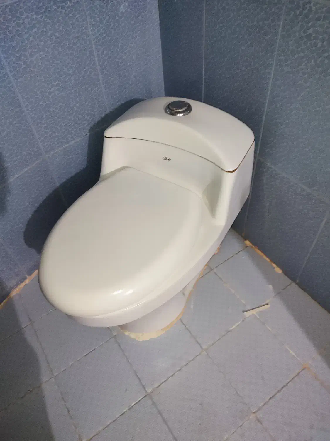 روشویی، توالت فرنگی|لوازم سرویس بهداشتی|بابل, |دیوار