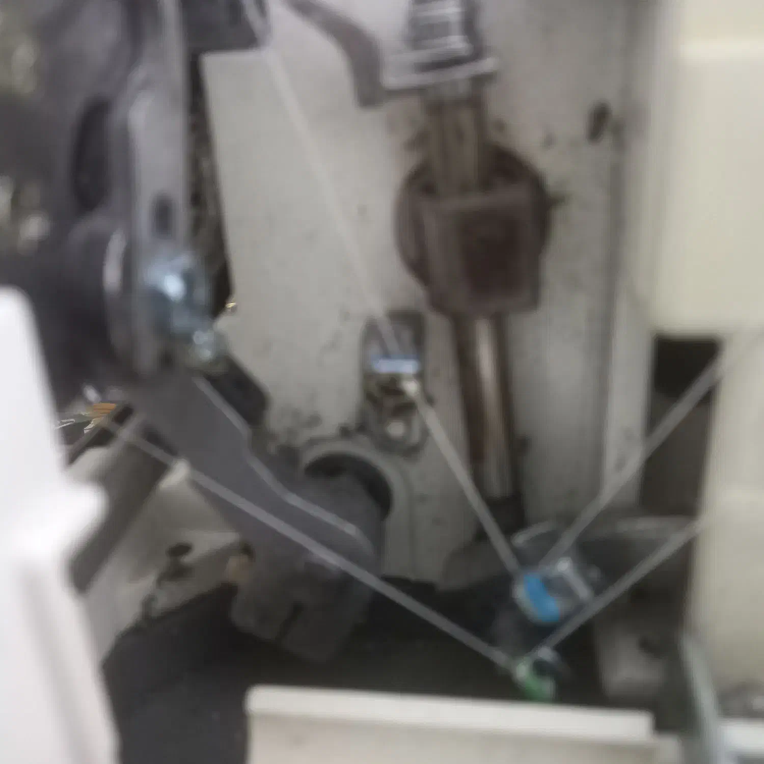 چرخ سردوز|چرخ خیاطی و ریسندگی|تهران, مینای شمالی (مخبر)|دیوار