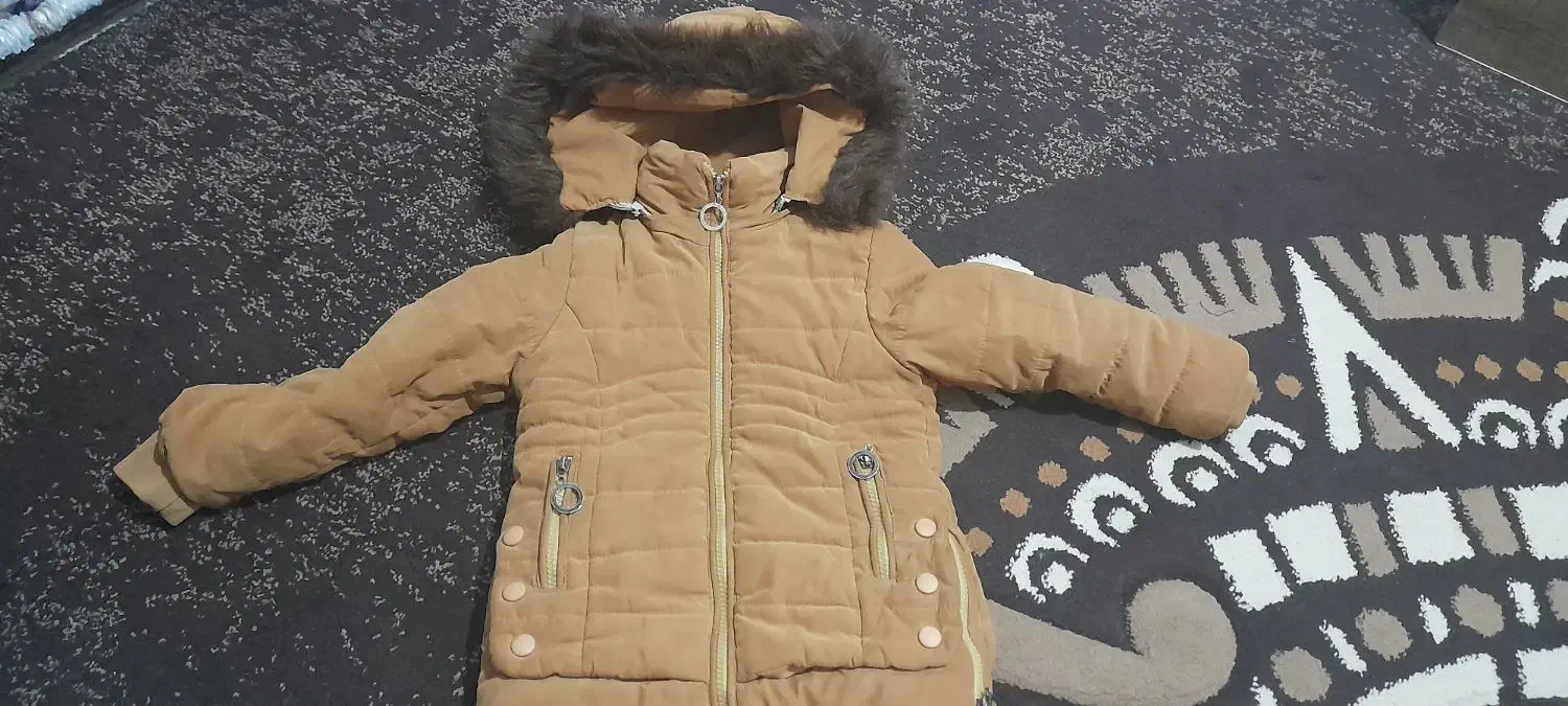 کاپشن بچه گانه ۲تا۴سال داخل خز|کفش و لباس بچه|کاشان, شهرک خاتم الانبیا (مسکن ملی کاشان)|دیوار