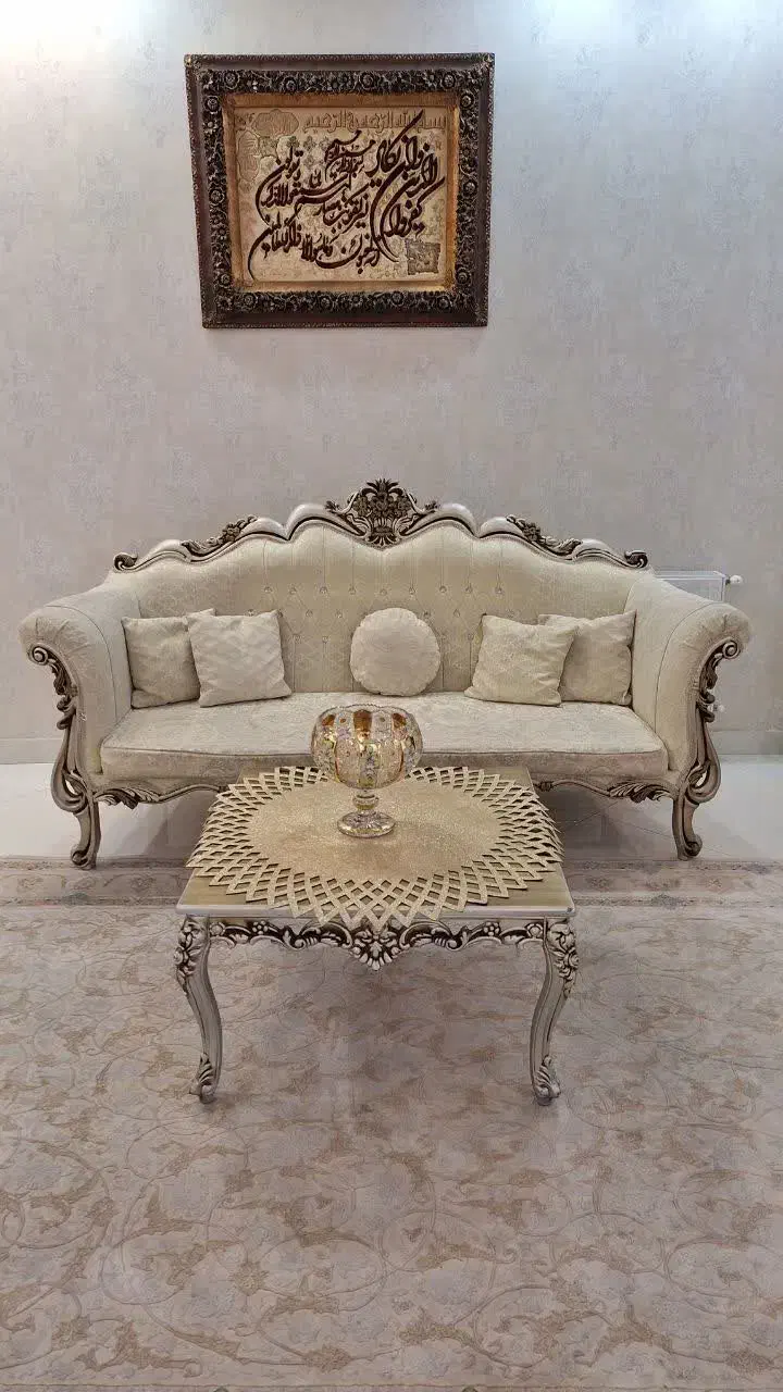 مبلمان سلطنتی ۷نفره باجلومبلی وعسلی درحدنو|مبلمان خانگی و میز عسلی|سمنان, |دیوار