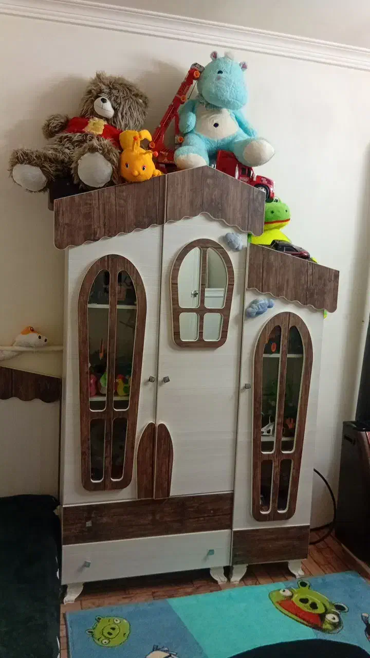 کمد و بوفه و تخت کودک و نوجوان همراه خوش خواب|اسباب و اثاث بچه|همدان, |دیوار