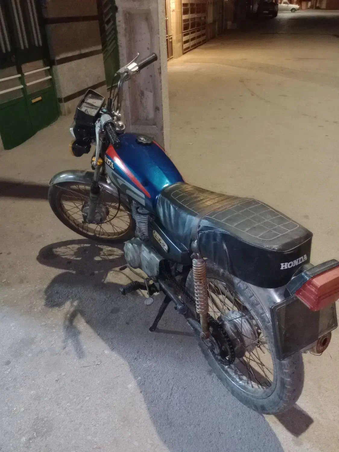 متور هندا مزایده ۱۲تومن ویو ۸|موتورسیکلت|همدان, |دیوار