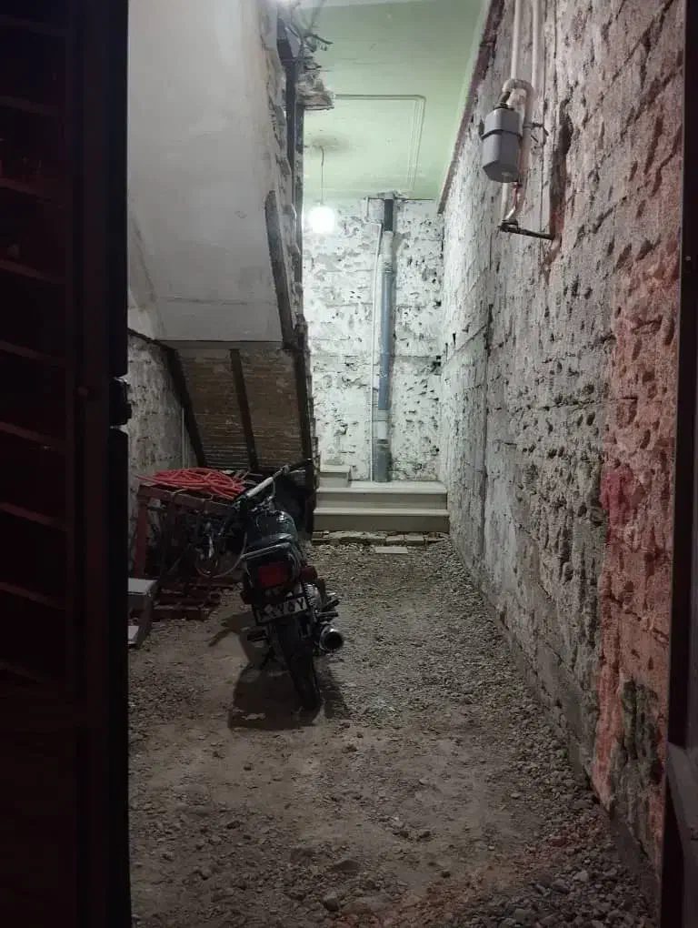 واحد آپارتمان رهن خ شریعتی بالای مغازه|اجارهٔ آپارتمان|برازجان, |دیوار