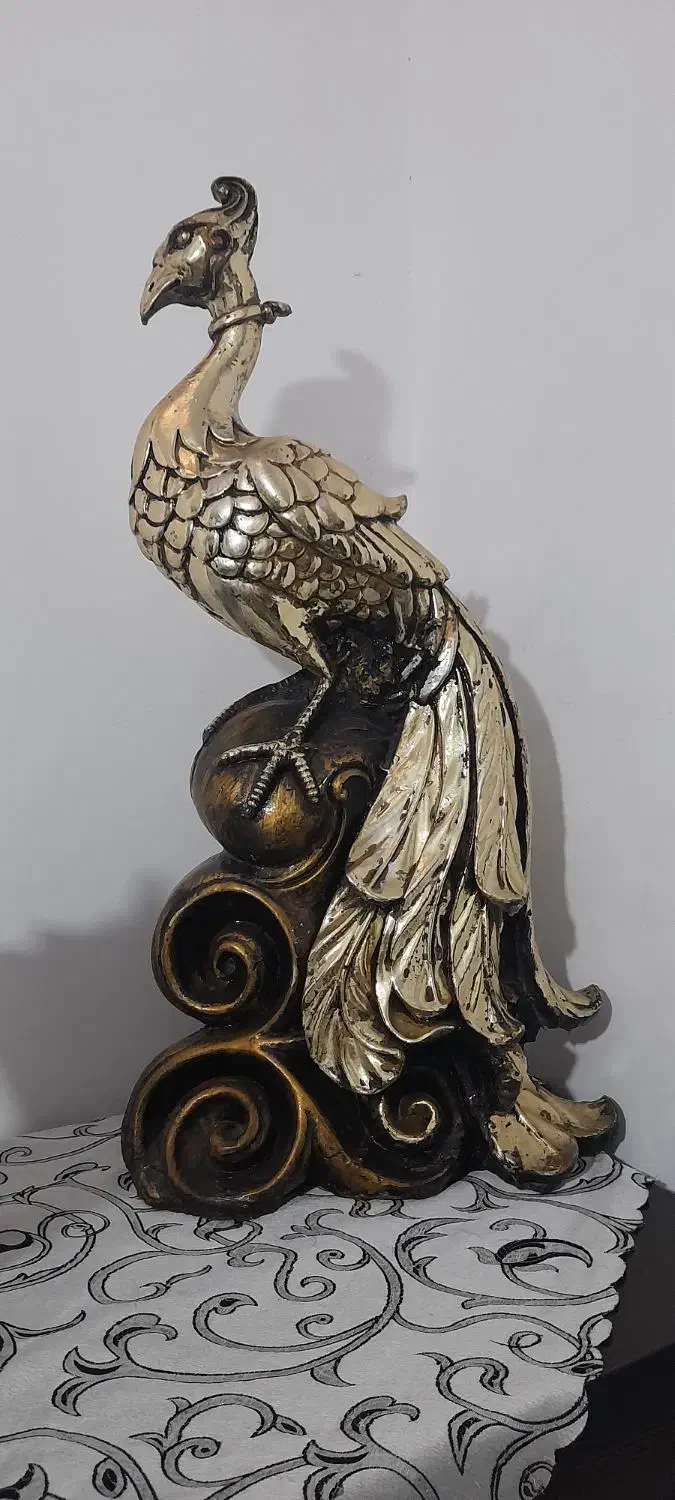 دکوری طاووس|مجسمه، تندیس، ماکت|قم, شهرک فاطمیه|دیوار